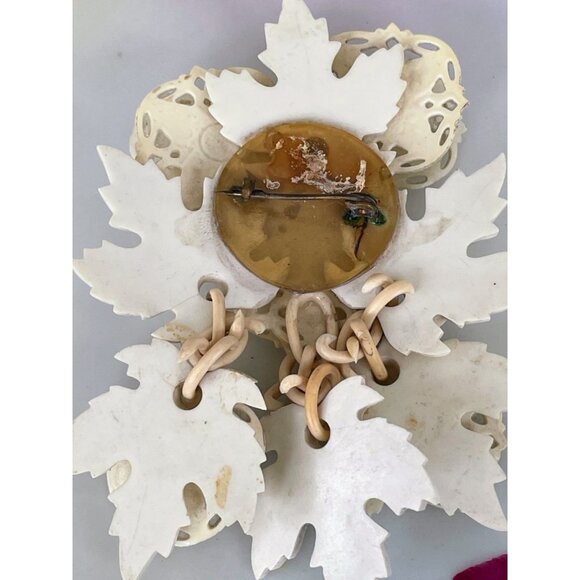 Vintage 1930s Carved Celluloid Large Dangle Brooch Leaves Flowers - Picture 8 of 12